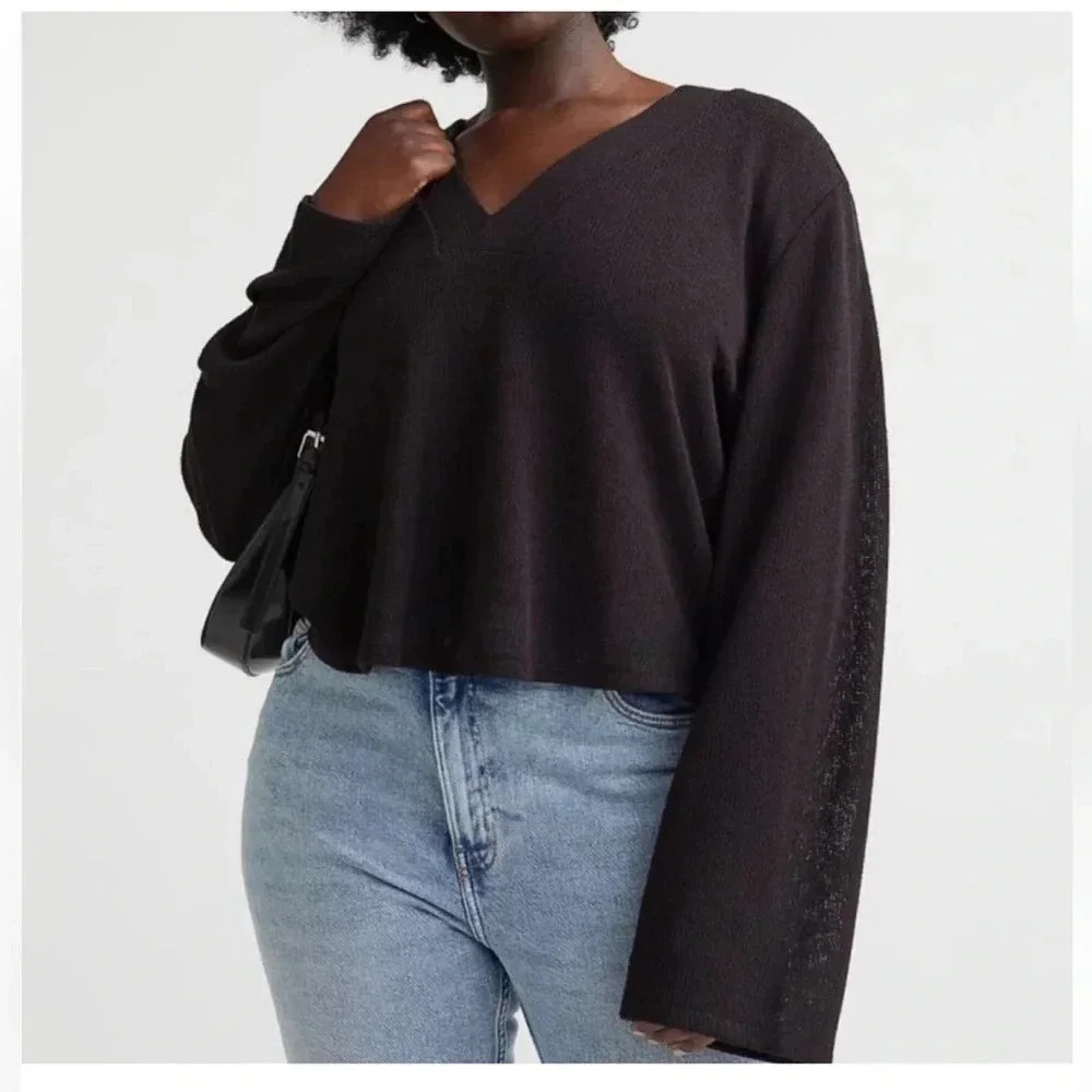 H&M knit black sweater